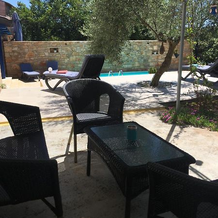 Holiday Home Ava1 With Pool & Holiday Home Ava2 With Whirlpool Baderna Zewnętrze zdjęcie